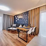 Appartement Laguna 48 *
